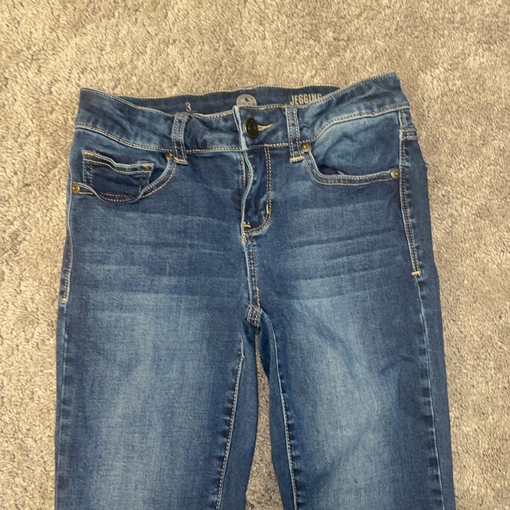Jeans - Picture 3 of 4